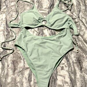 NWOT Refuge light green one piece bikini